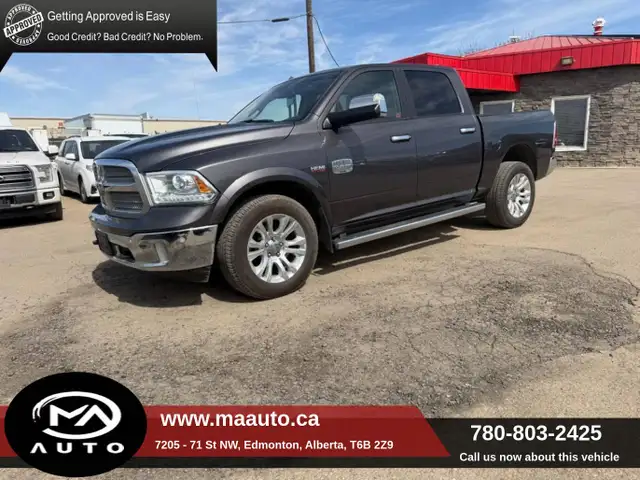 2017 Ram 1500 4WD Crew Cab 140.5' Longhorn