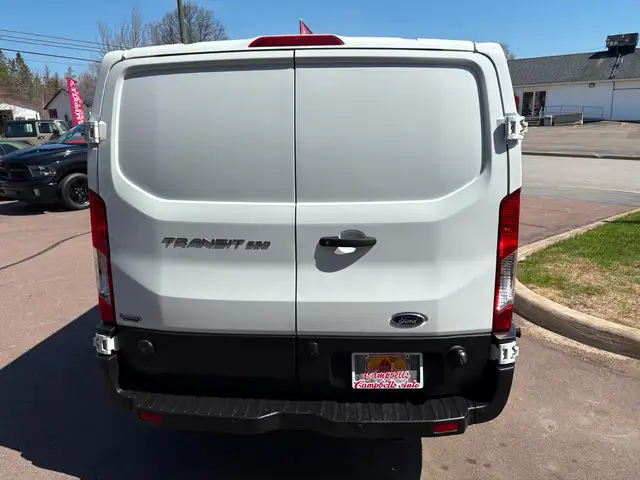 2019 Ford Transit-250 Shelving! Divider! Backup Camera! - Photo 5
