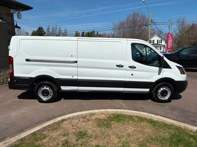 2019 Ford Transit-250 Shelving! Divider! Backup Camera! - Photo 7