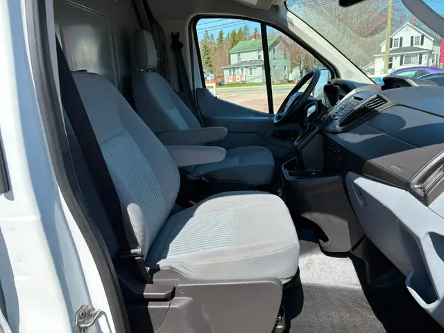 2019 Ford Transit-250 Shelving! Divider! Backup Camera! - Photo 20