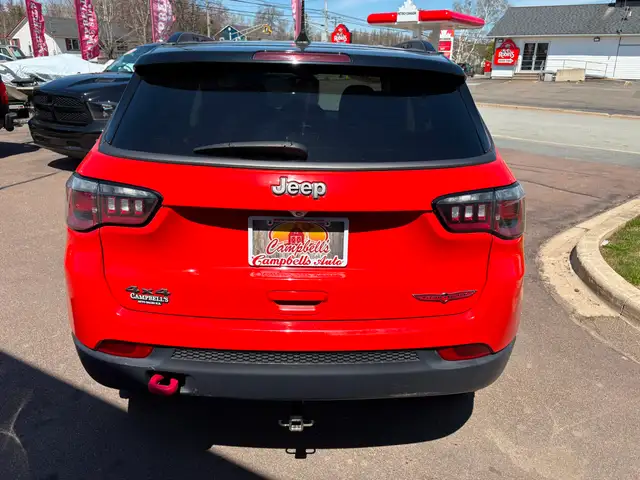 2019 Jeep Compass Trailhawk 4x4! Backup Camera! Htd. Seats! - Photo 5