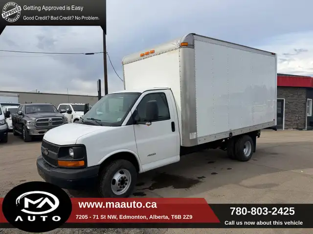 2013 Chevrolet Express Cutaway 4500 14FT Cube VAN - shelving Inc