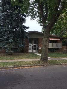 3 Bedrooms quiet well keep building