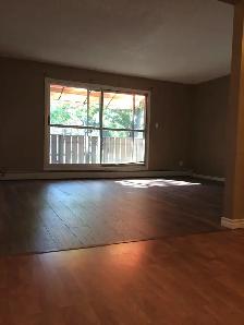 3 Bedrooms quiet well keep building - Photo 2