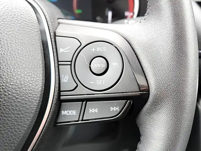 2023 Toyota RAV4 XLE GENUINE | XLE PACKAGE | TOYOTA CERTIFIED... - Photo 15