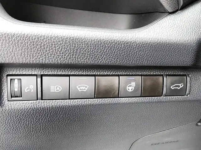 2023 Toyota RAV4 XLE GENUINE | XLE PACKAGE | TOYOTA CERTIFIED... - Photo 20