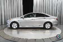 2014 Hyundai Sonata Hybrid - Photo 2