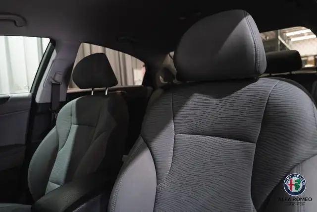 2014 Hyundai Sonata Hybrid - Photo 12