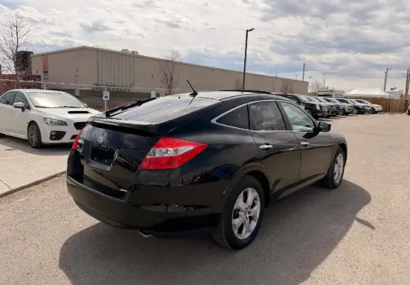 2010 Honda Accord Crosstour EX-L 4WD : LOW MILEAGE - Photo 4
