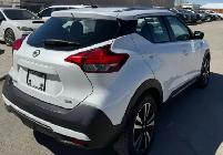 2019 Nissan Kicks SR : No Reported Accidents - Photo 4