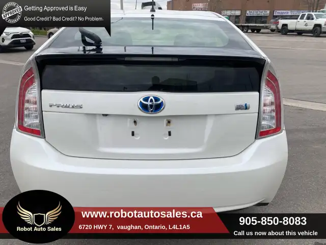 2013 Toyota Prius 5dr HB - Photo 5
