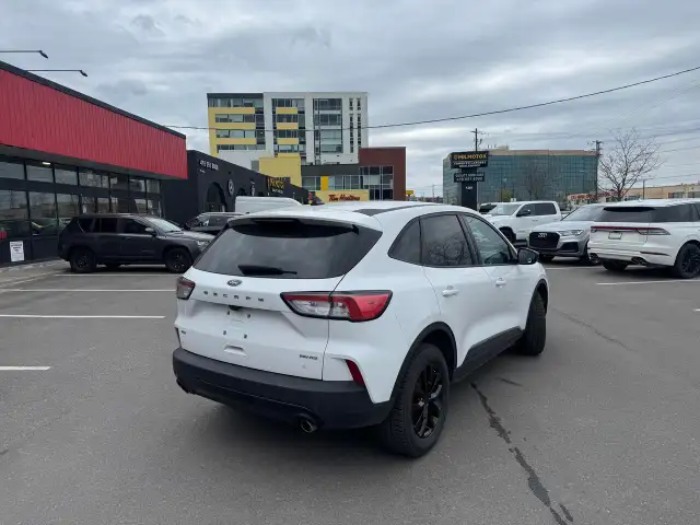2021 Ford Escape SE AWD NAVI B/SPOT L/ASSIST P/START CARPLAY CAM - Photo 7