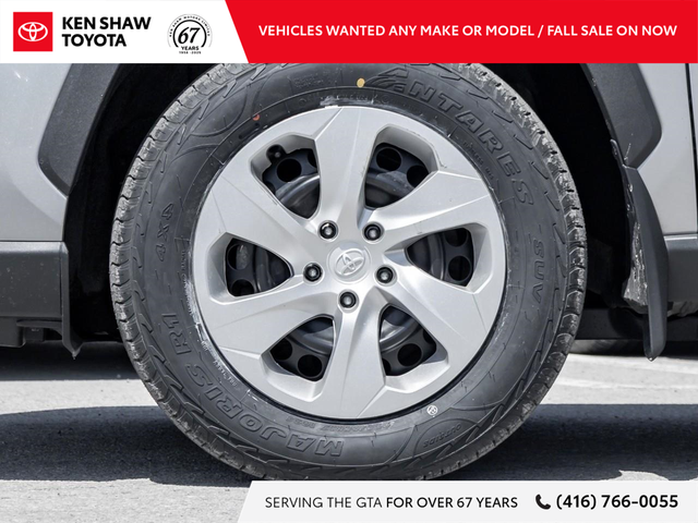 2023 Toyota RAV4 LE ALL NEW TIRES / HEATED SEATS / BACK UP CA... - Photo 5