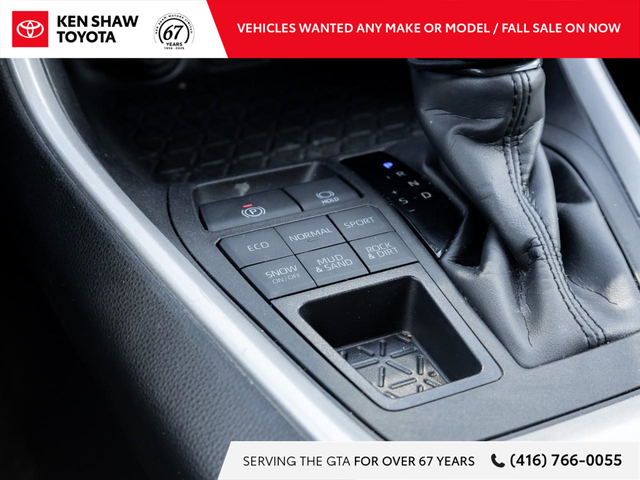 2023 Toyota RAV4 LE ALL NEW TIRES / HEATED SEATS / BACK UP CA... - Photo 18