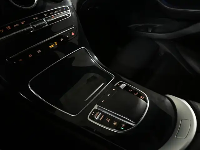 2022 Mercedes-Benz GLC 300 4MATIC Navigation Panoramic Roof Ambi - Photo 22