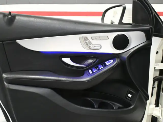 2022 Mercedes-Benz GLC 300 4MATIC No Accident Ambient Light 360C - Photo 11