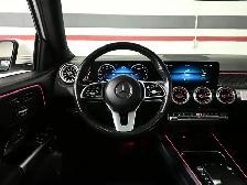2023 Mercedes-Benz GLB 250 4MATIC No Accident Panoramic Roof Amb - Photo 12