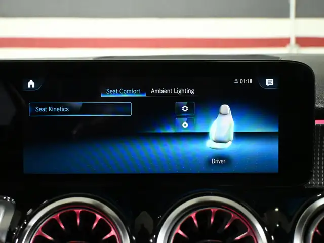 2023 Mercedes-Benz GLB 250 4MATIC No Accident Panoramic Roof Amb - Photo 17