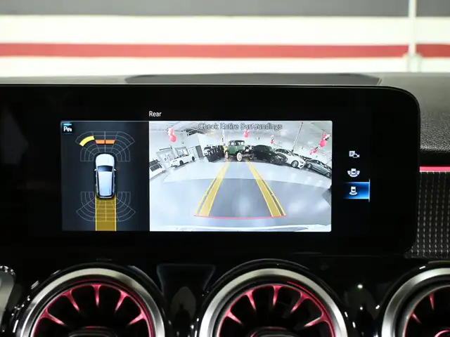 2023 Mercedes-Benz GLB 250 4MATIC No Accident Panoramic Roof Amb - Photo 20