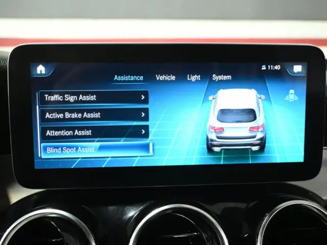 2022 Mercedes-Benz GLC 300 4MATIC No Accident 360CAM Navigation - Photo 19