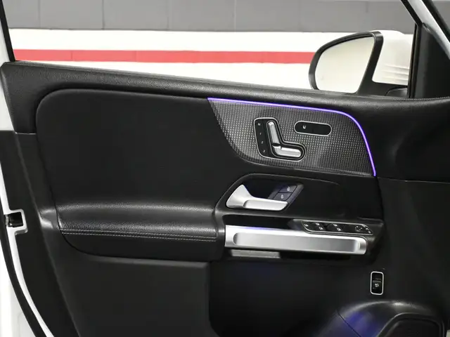 2023 Mercedes-Benz GLB 250 4MATIC No Accident Panoramic Roof Amb - Photo 11