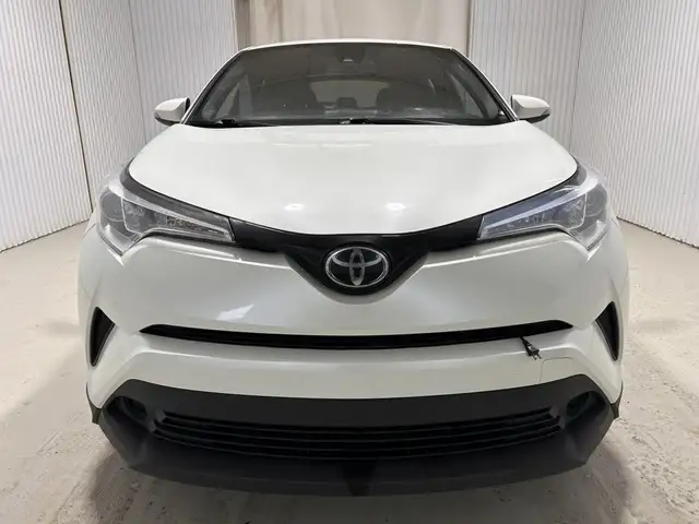Toyota C-HR XLE TA 2018 à vendre - Photo 3