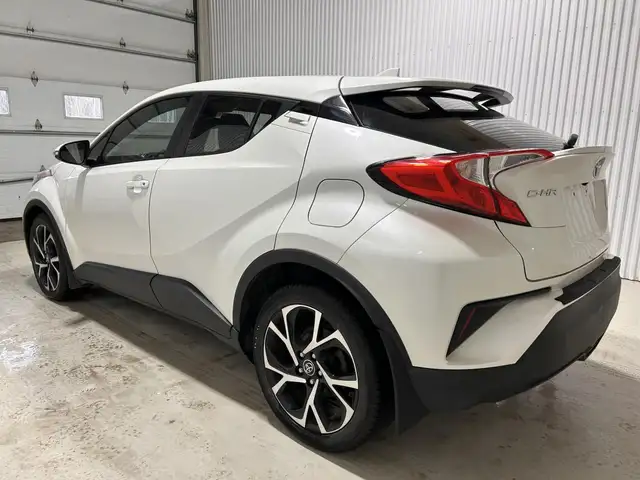 Toyota C-HR XLE TA 2018 à vendre - Photo 11