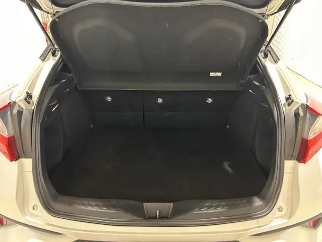 Toyota C-HR XLE TA 2018 à vendre - Photo 16