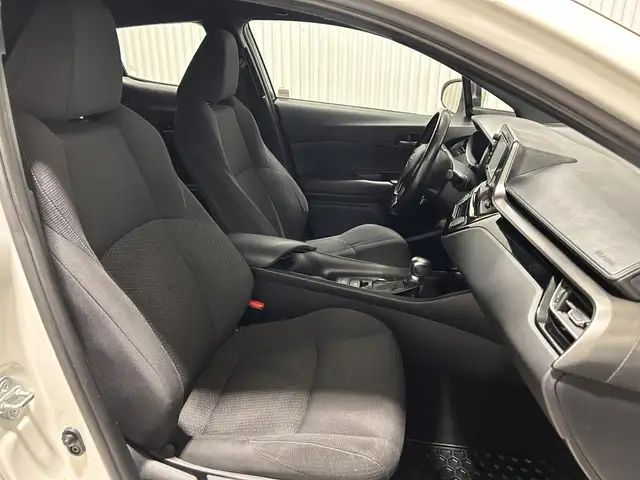 Toyota C-HR XLE TA 2018 à vendre - Photo 19