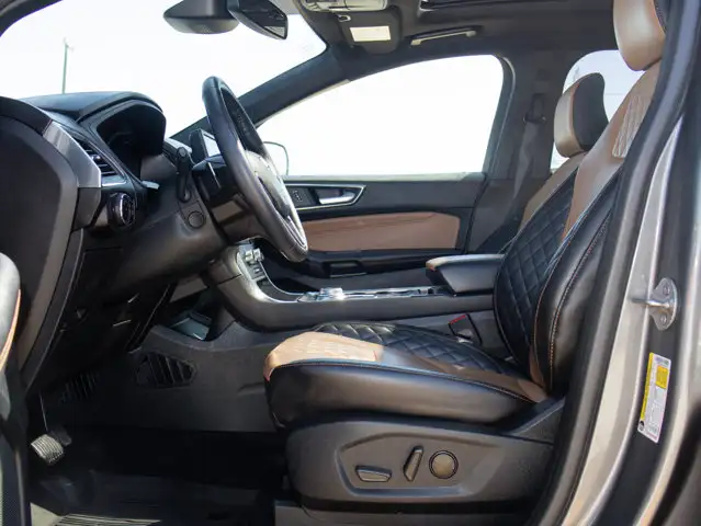 2024 Ford Edge Titanium Elite 301A 2.0L EcoBoost | Pano Sunroof - Photo 17