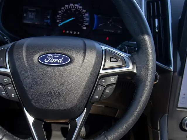 2024 Ford Edge Titanium Elite 301A 2.0L EcoBoost | Pano Sunroof - Photo 25