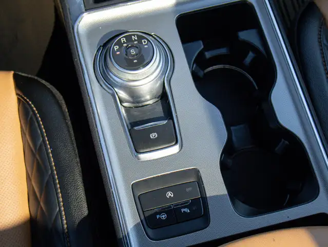 2024 Ford Edge Titanium Elite 301A 2.0L EcoBoost | Pano Sunroof - Photo 30