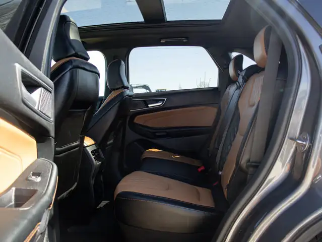 2024 Ford Edge Titanium Elite 301A 2.0L EcoBoost | Pano Sunroof - Photo 33