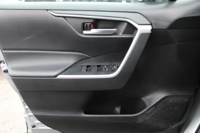 2024 Toyota RAV4 XLE AWD - Photo 11