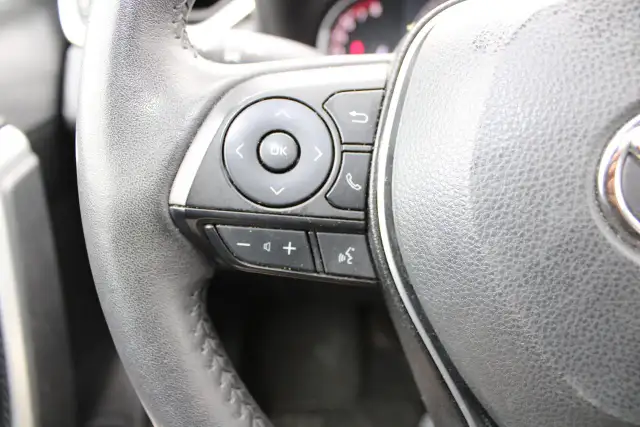 2024 Toyota RAV4 XLE AWD - Photo 17