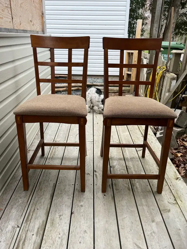 bar stools