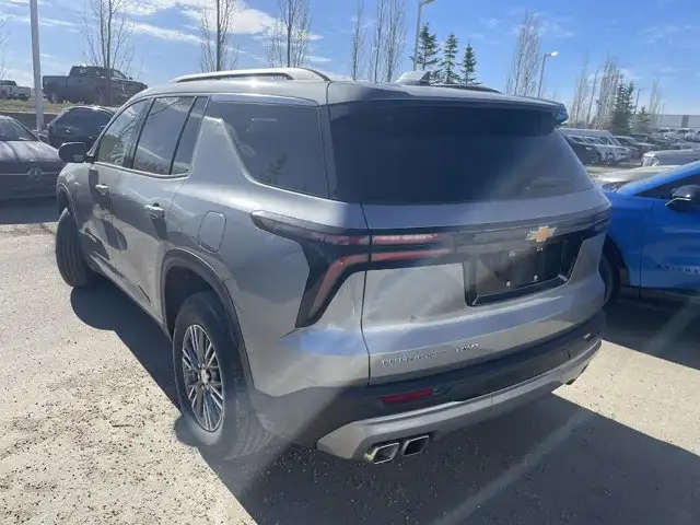 2026 Chevrolet Traverse LT 2.5L | Heated Seats & Steering Wheel - Photo 4