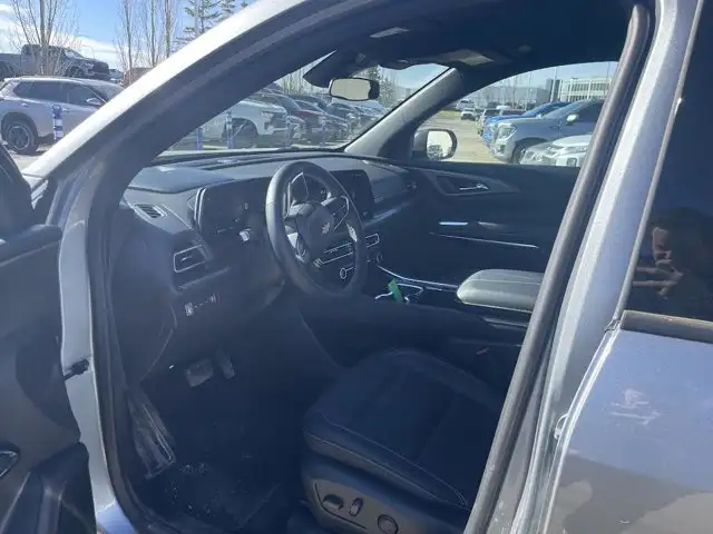 2026 Chevrolet Traverse LT 2.5L | Heated Seats & Steering Wheel - Photo 7
