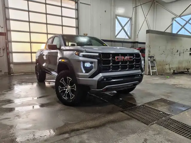 2024 GMC Canyon AT4 Premium 2.7T | Technology Plus/Safety - Photo 2
