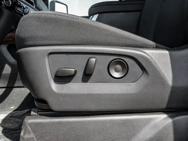 2026 GMC Sierra 3500HD SLE - Photo 21