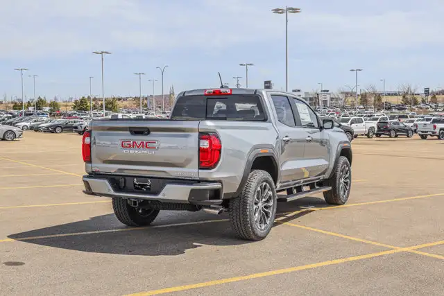 2026 GMC Canyon Denali - Photo 9