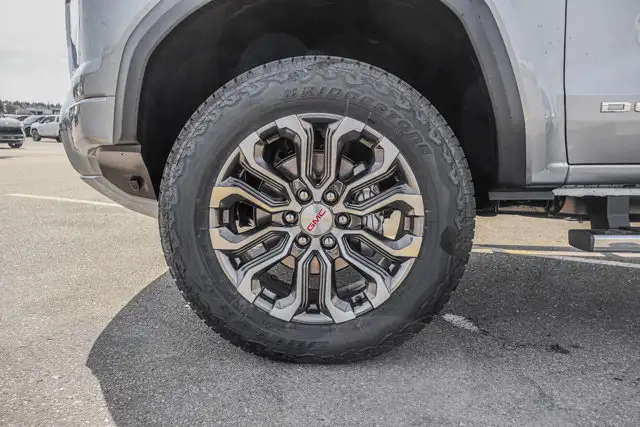 2026 GMC Canyon Denali - Photo 13