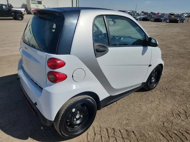 2013 Mercedes-Benz Smart ForTwo - Photo 4
