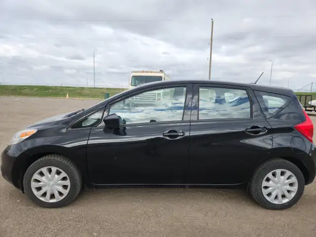 2015 Nissan Versa Note - Photo 3