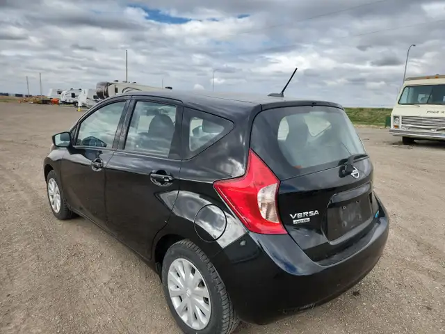 2015 Nissan Versa Note - Photo 4