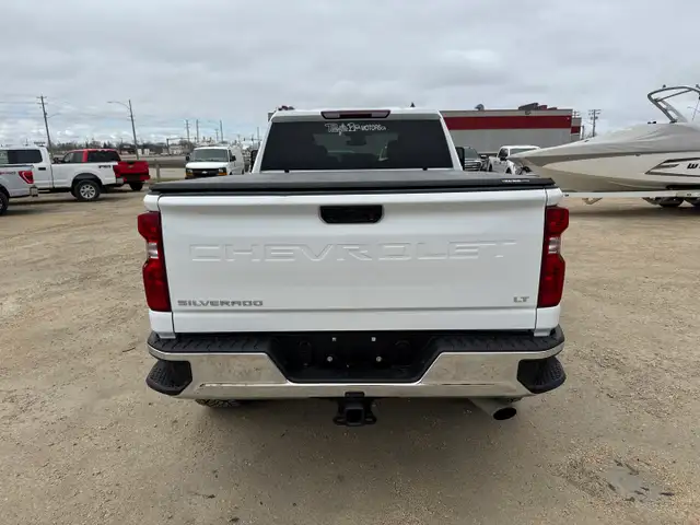 2024 Chevrolet Silverado 2500HD - Photo 10