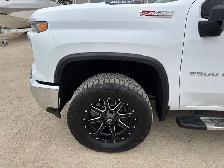2024 Chevrolet Silverado 2500HD - Photo 13