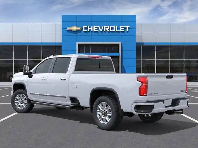 2026 Chevrolet Silverado 3500HD - Photo 3
