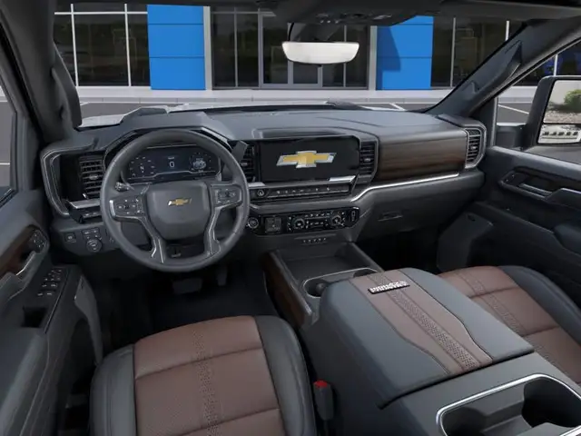 2026 Chevrolet Silverado 3500HD - Photo 5