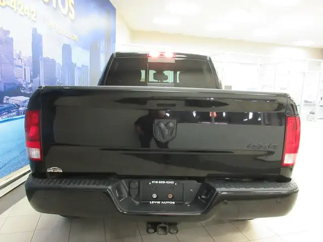 RAM 1500 CLASSIC 2022 EXPRESS NIGHT EDITION CREW-CAB V-6 3.6 LIT - Photo 26